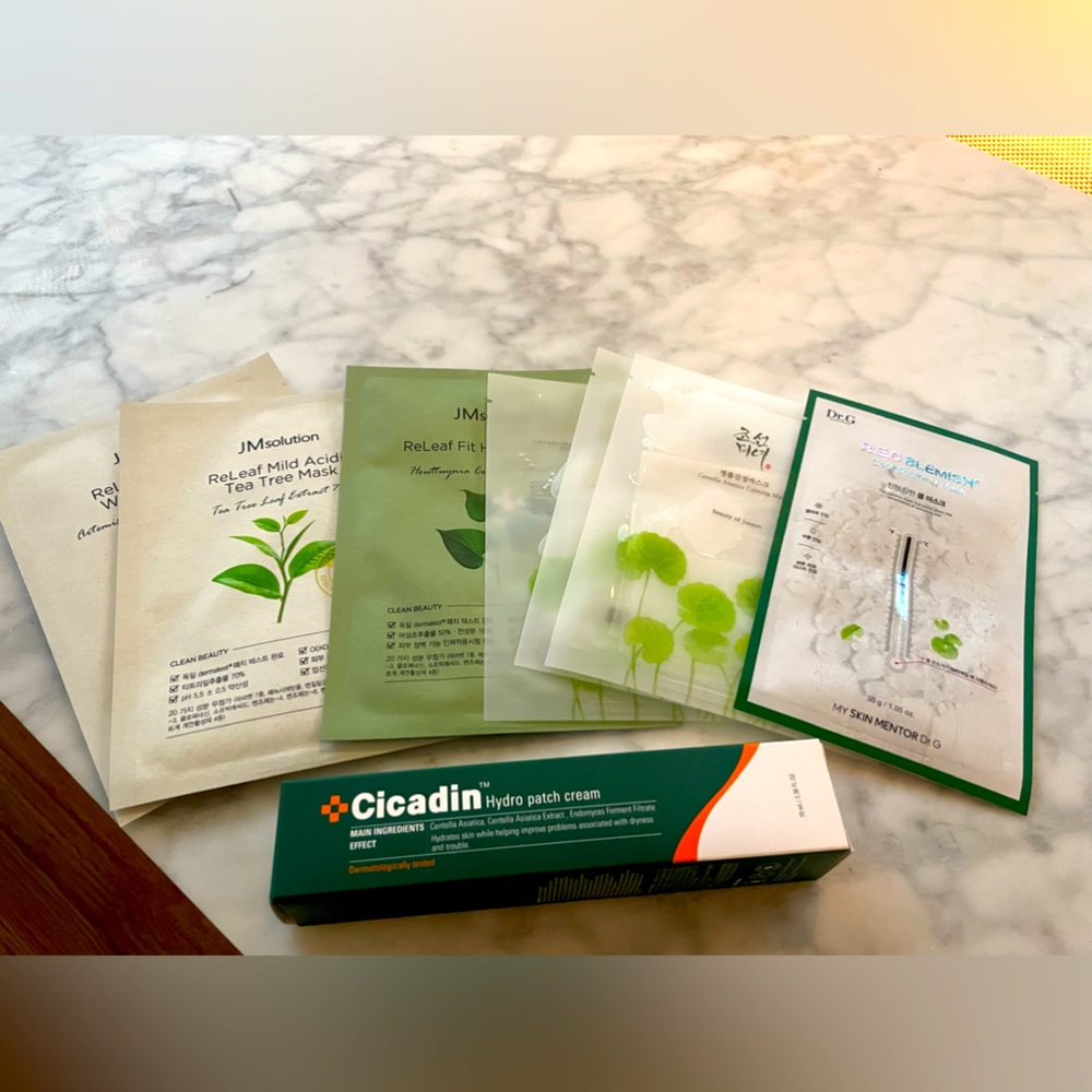 Cicadin Hydro patch cream
+ 7 hydrating face masks
